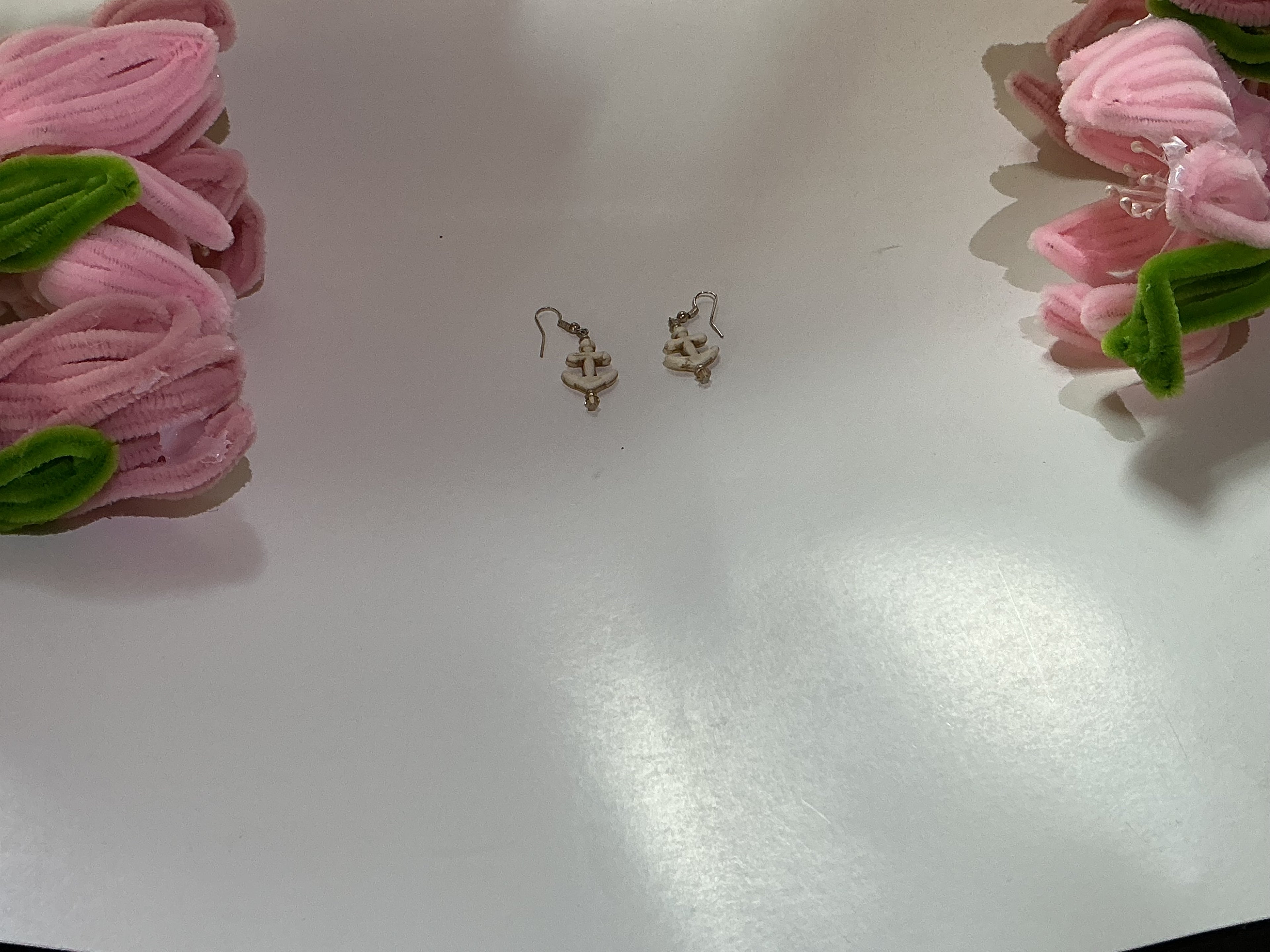Cute anchor earrings